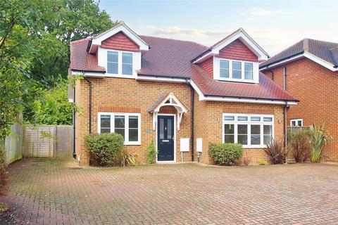 Benner Lane, Woking GU24 4 bed detached house for sale