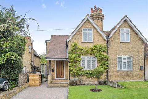 Boarley Lane, Sandling 4 bed semi