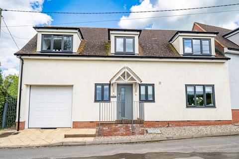 Back Lane, Ford End, Chelmsford 3 bed semi
