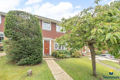 Rosetrees, Guildford GU1 3 bed semi