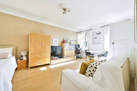 Pembroke Road, Kensington, London, W8 Studio for sale