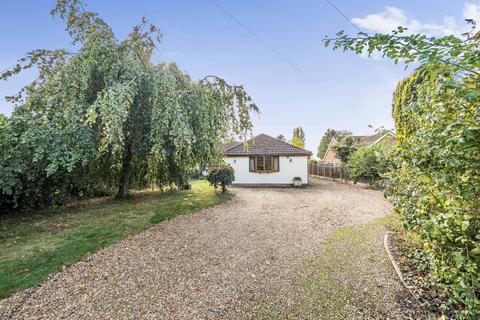 Green End Road, Great Barford 3 bed detached bungalow for sale