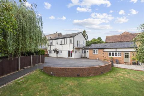 Egham Hill, Egham 3 bed detached house for sale