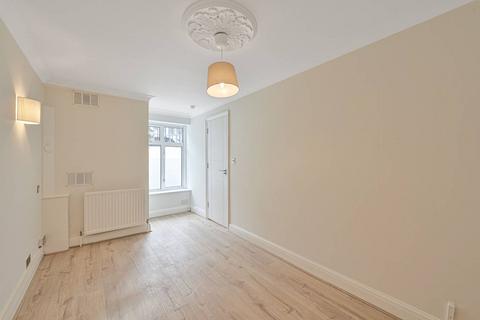 Glenmore Road, Belsize Park, London, NW3 1 bed flat for sale