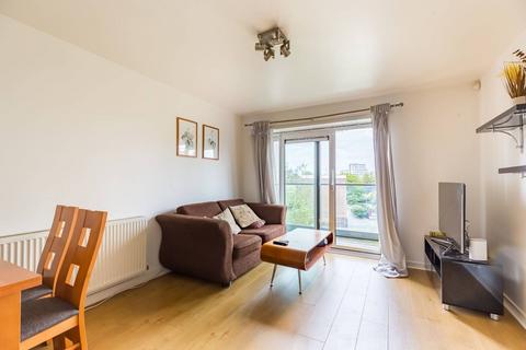 Tequilla Wharf, Limehouse, London, E14 2 bed flat for sale