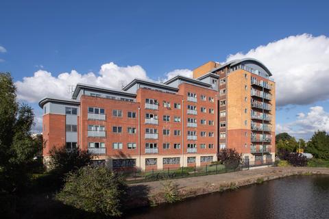 Waterside Way, Wakefield WF1 2 bed flat for sale