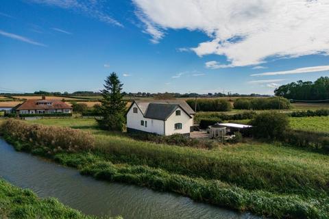 Wharfside, North Frodingham YO25 8JR 5 bed detached house for sale