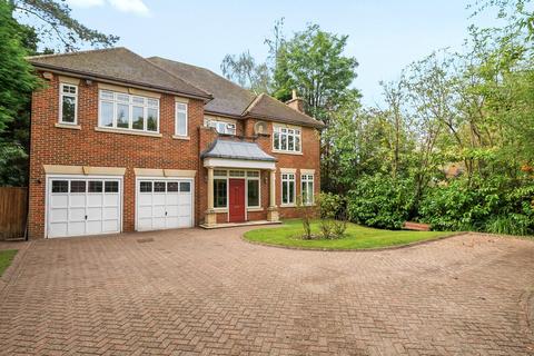 Old Avenue, Weybridge, KT13 6 bed detached house for sale