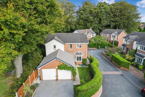 Denton Avenue, Roundhay 4 bed detached house for sale