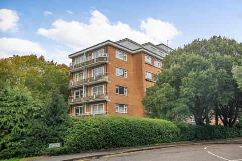 Chine Crescent, Bournemouth, Dorset 2 bed apartment for sale