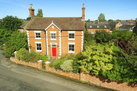 Hawthorne Road, North Kilworth... 4 bed detached house for sale