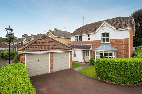 Langdale Drive, Ascot 4 bed detached house for sale