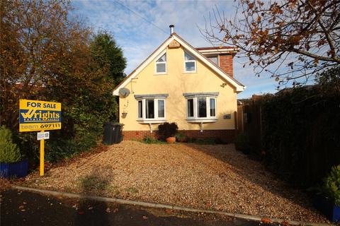 Insley Crescent, Broadstone, Dorset... 2 bed detached house for sale