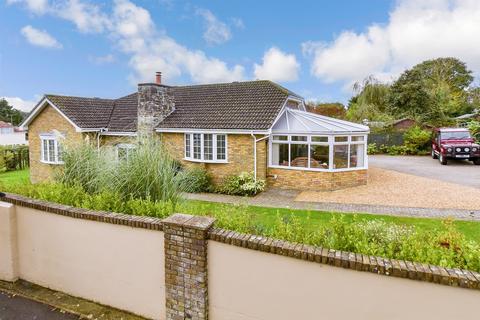 Quarr Hill, Ryde, Isle of Wight 3 bed detached bungalow for sale