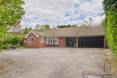 North Road, Ruddington, Nottingham 4 bed detached bungalow for sale