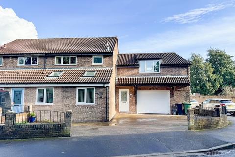 Falcon Close, Patchway, Bristol, BS34 4 bed semi