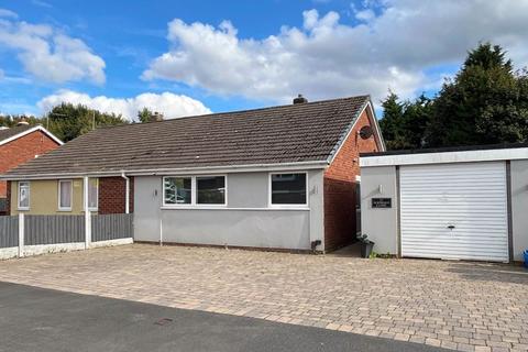 Ferndale Close, Burntwood, WS7 4US 2 bed semi