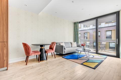 Goodman Fields, Aldgate East, E1 1 bed apartment for sale