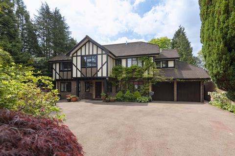 Beacon Road, Crowborough 5 bed detached house for sale