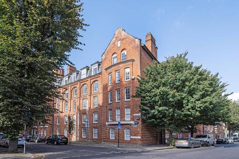 Palissy Street, Shoreditch, London, E2 2 bed flat for sale