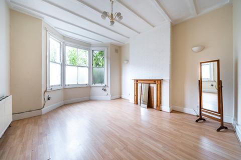 Duncombe Hill, London 2 bed maisonette for sale
