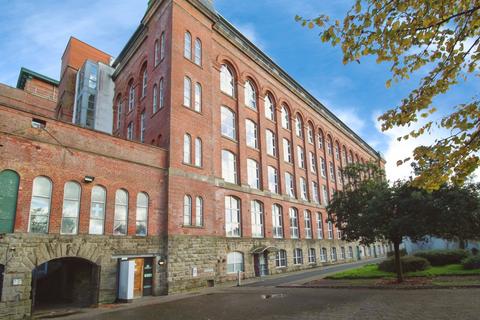 Waterhouse Way, Greater Manchester SK5 2 bed apartment for sale