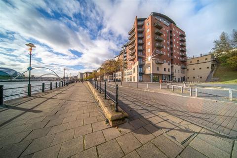 St Ann's Quay, Quayside, NE1 2 bed apartment for sale