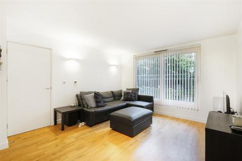 Sudbury Heights Avenue, Greenford 1 bed apartment for sale