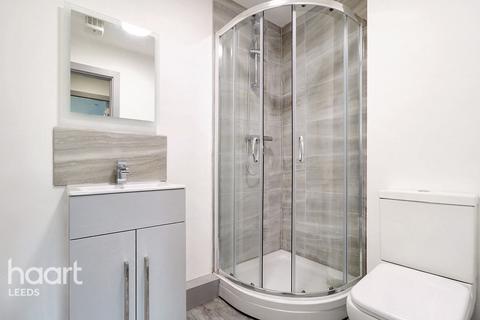 Green Lane, Leeds 1 bed apartment for sale