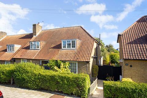 Huntingfield Road, Putney, London, SW15 3 bed end of terrace house for sale