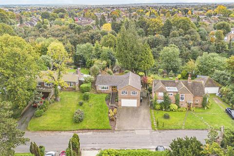 Old Bath Road, Sonning, Reading 3 bed detached house for sale