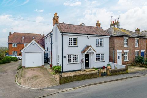 Tring Road, Long Marston, Tring HP23 4 bed detached house for sale