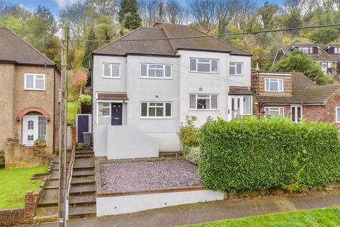 Oaks Road, Kenley, Surrey 3 bed semi