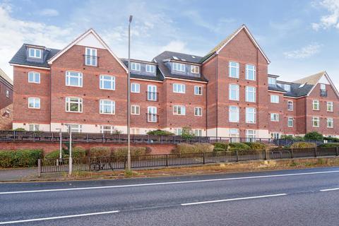 283 London Road, Camberley GU15 1 bed apartment for sale