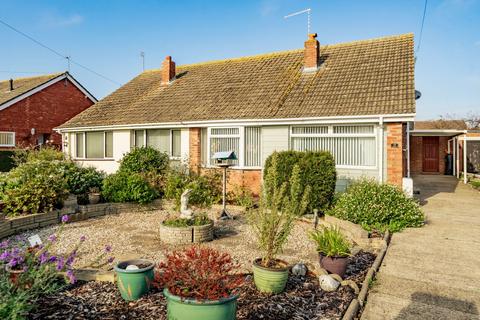 2 bedroom semi-detached bungalow for sale