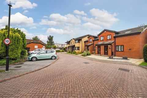 Avondale Court, Longwell Green BS30 2 bed terraced house for sale
