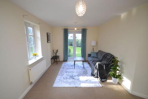 Frenchs Avenue, Dunstable LU6 2 bed ground floor flat for sale