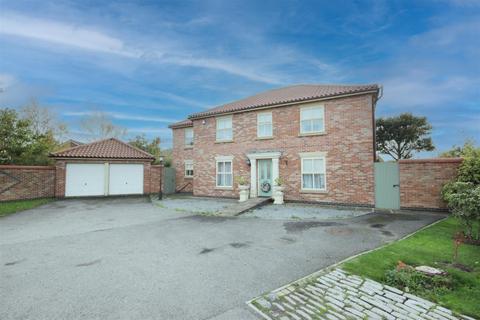 Foundry Garth, Burton Pidsea, 5 bed detached house for sale