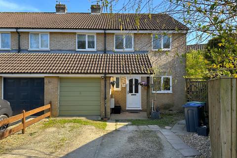 Hill Corner Road, Chippenham 4 bed semi