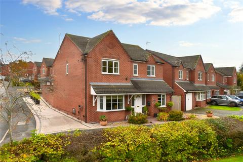 Hawthorn Rise, Droitwich Spa WR9 4 bed detached house for sale