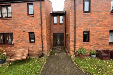 Peakes Croft, Bawtry, Doncaster 1 bed flat for sale
