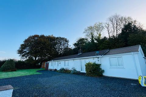 Pencarreg, Llanybydder, SA40 3 bed detached bungalow for sale