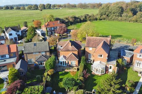 Central Avenue, Beverley 3 bed detached house for sale