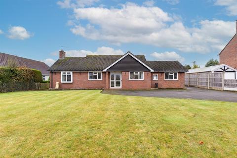 Whitchurch Road, Audlem 2 bed detached bungalow for sale