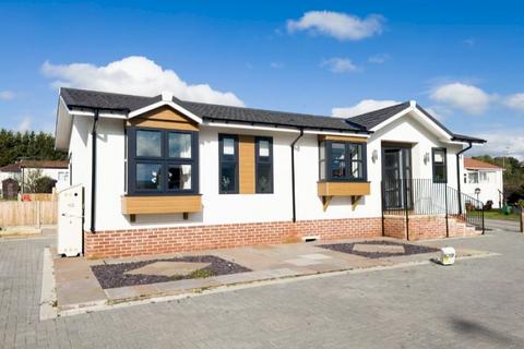 Two Bed Stately Albion Woburn (40x20)... Park home for sale