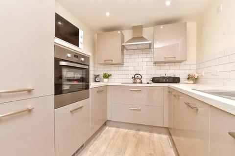 Cheam Road, Sutton, Surrey 2 bed flat for sale