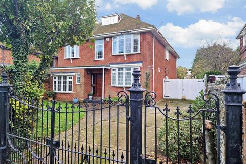 Shakespeare Road, Birchington, Kent 6 bed detached house for sale