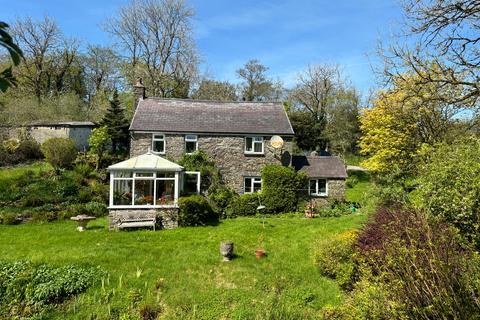 Bwlchllan, Lampeter, SA48 2 bed property with land for sale