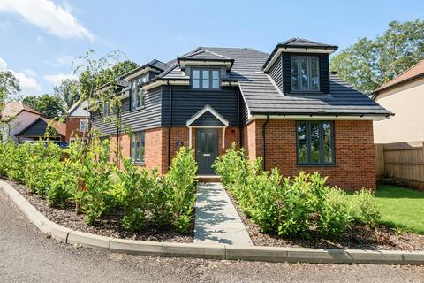 Lady Bettys Drive, Whiteley... 4 bed detached house for sale