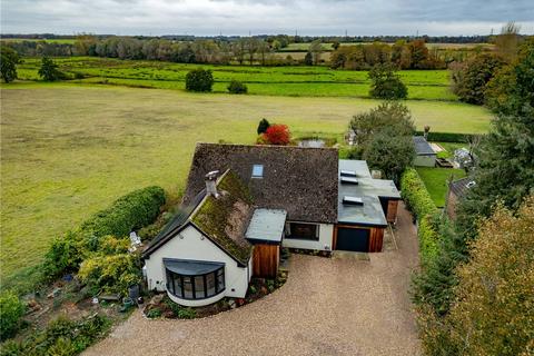 Norwich Road, Stoke Holy Cross... 4 bed bungalow for sale